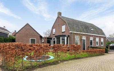 Kleine Mole. 1