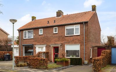 Jan van Bra. 38