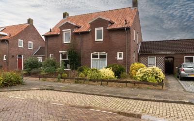 Jan van Bra. 6