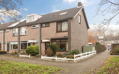 De Volder 44
