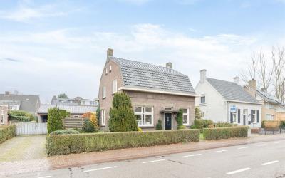 Dorpstraat 6