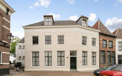 Tolstraat 15
