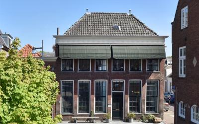 Kerkstraat 15