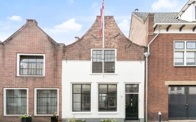 Kerkstraat 10