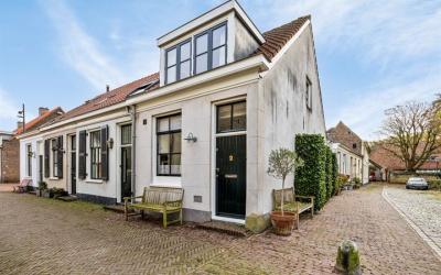 Statiestraat 2