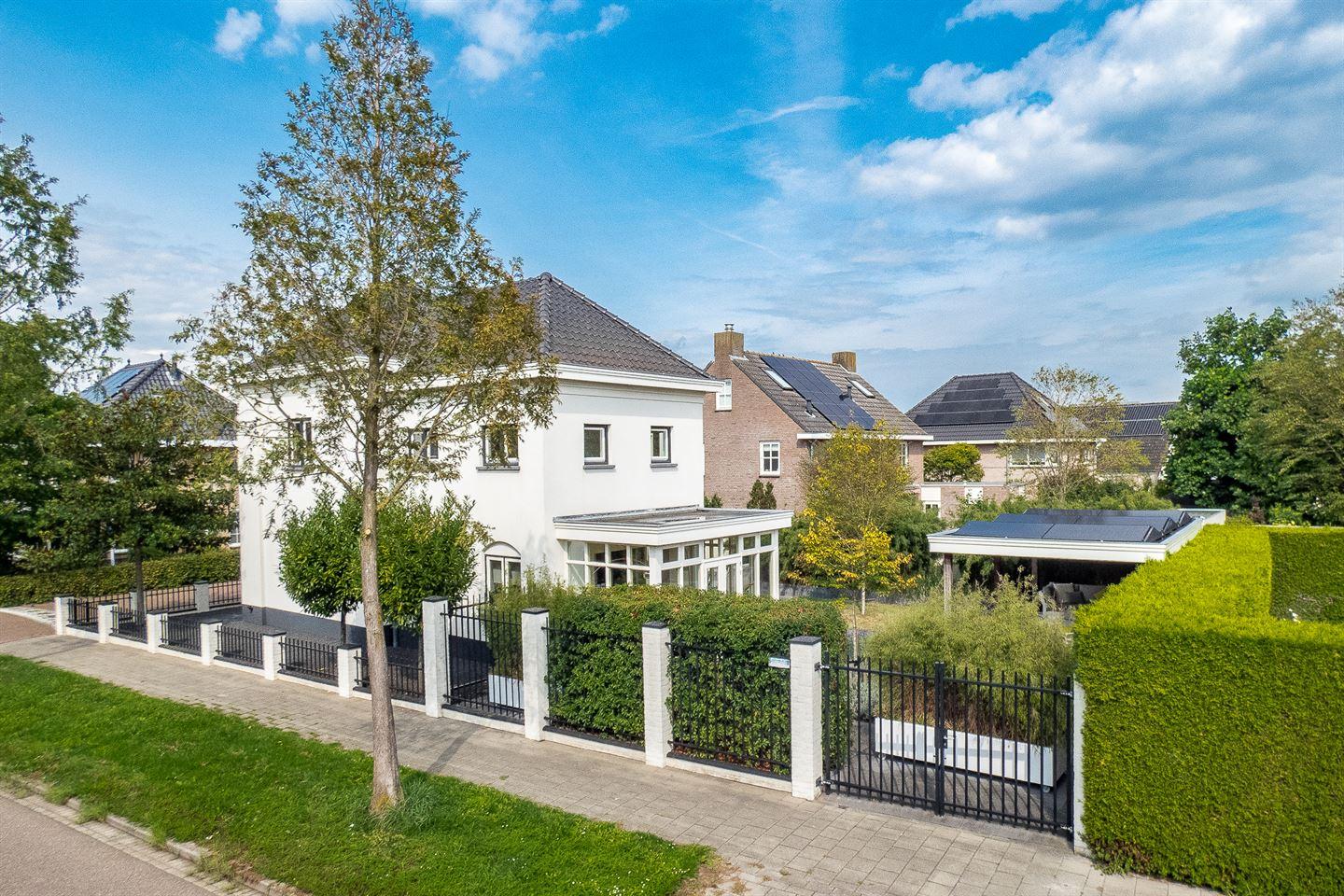 Vrijstaande woning te koop: Hertogin Mechteldhof 2, Zaltbommel