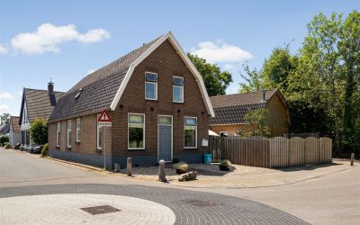 Kerkstraat 27