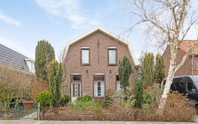 Oude Kerkst. 27