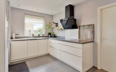 Treubstraat 24