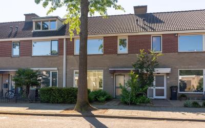 Van Maanens. 86