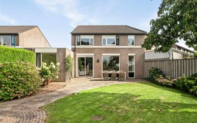 Boegbeeld 35