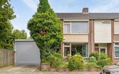 Maria van B. 39