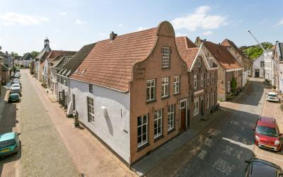 Kolonel Wil. 8