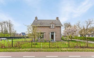 De Louwstra. 7