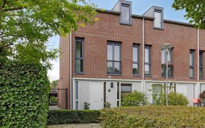 Donkervoortseloop 36