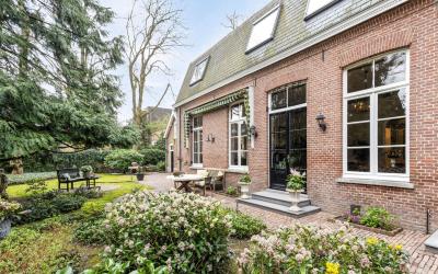 Kerkstraat 13