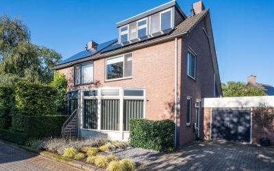 Krijten 44