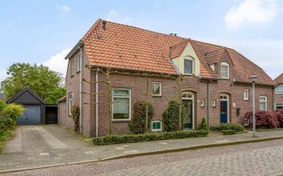Heuvelstraat 23