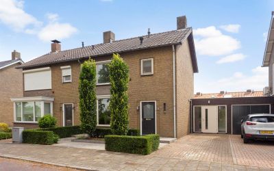 Leeuwstraat 24