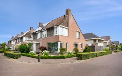 Steenakker 31