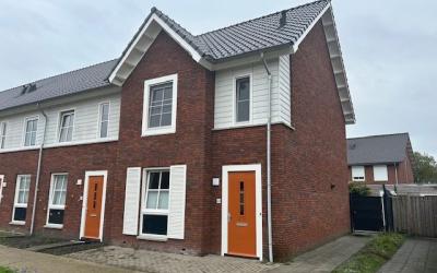 Knelisroos 40