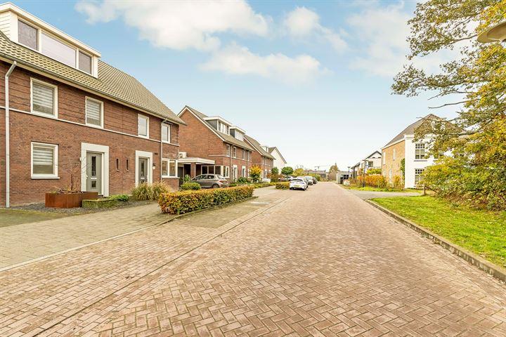 Twee-onder-één-kap te koop: Wijstgrond 37, Boekel
