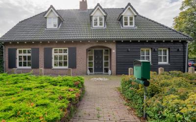 De Biezen 2-A