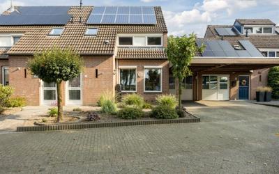 Rozenhof 8