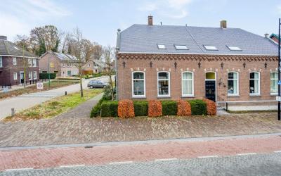 Raamweg 2