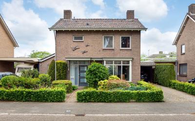 Lariestraat 24