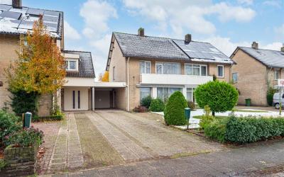 Zwembadweg 44