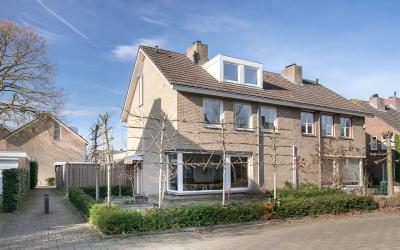 Biezebeek 8