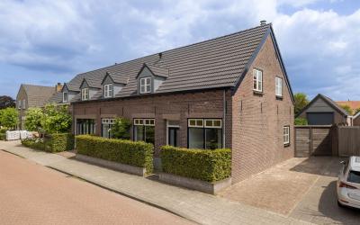 Kapelstraat. 102