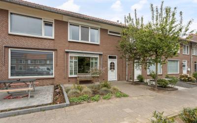 Weserhof 8