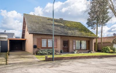 Oude Postel. 10