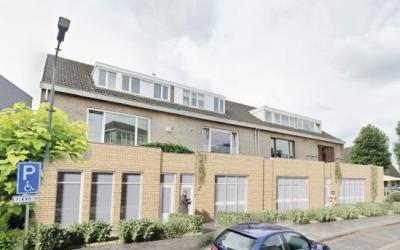 Kerkstraat 84