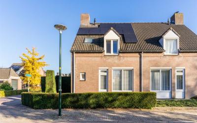 Bieshof 21