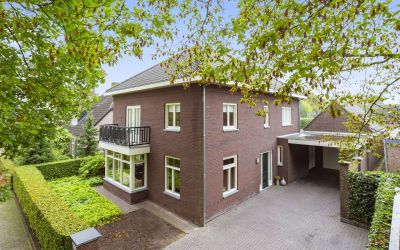 Bieshof 2