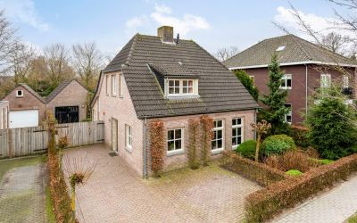 Bieshof 4