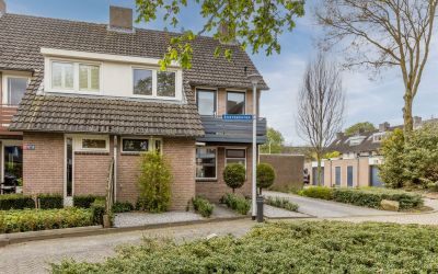 Steenbakker. 2