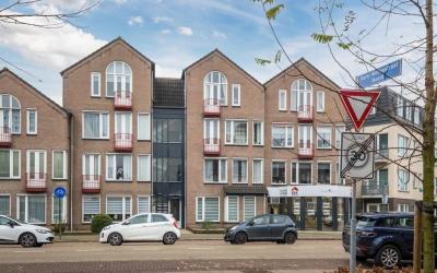 Eindhovense. 105-C