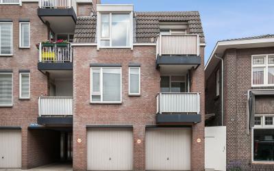 Eindhovense. 110
