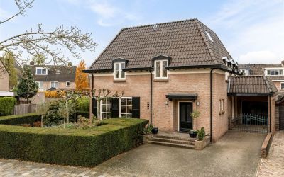 van de Venstraat 12