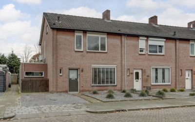 Dokter A.Hoynck van Papendrechtstraat 27