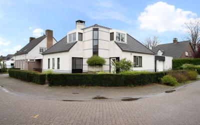 Gentiaan 2
