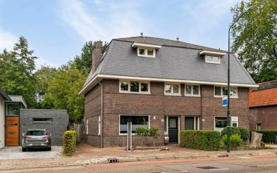 Raadhuisstraat 84