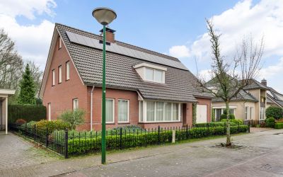 de Tinnegie. 62