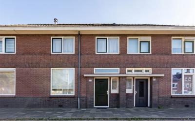 Kronehoefstraat 37