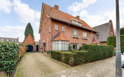 de Genestetlaan 8