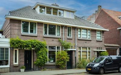 Ploegstraat 24